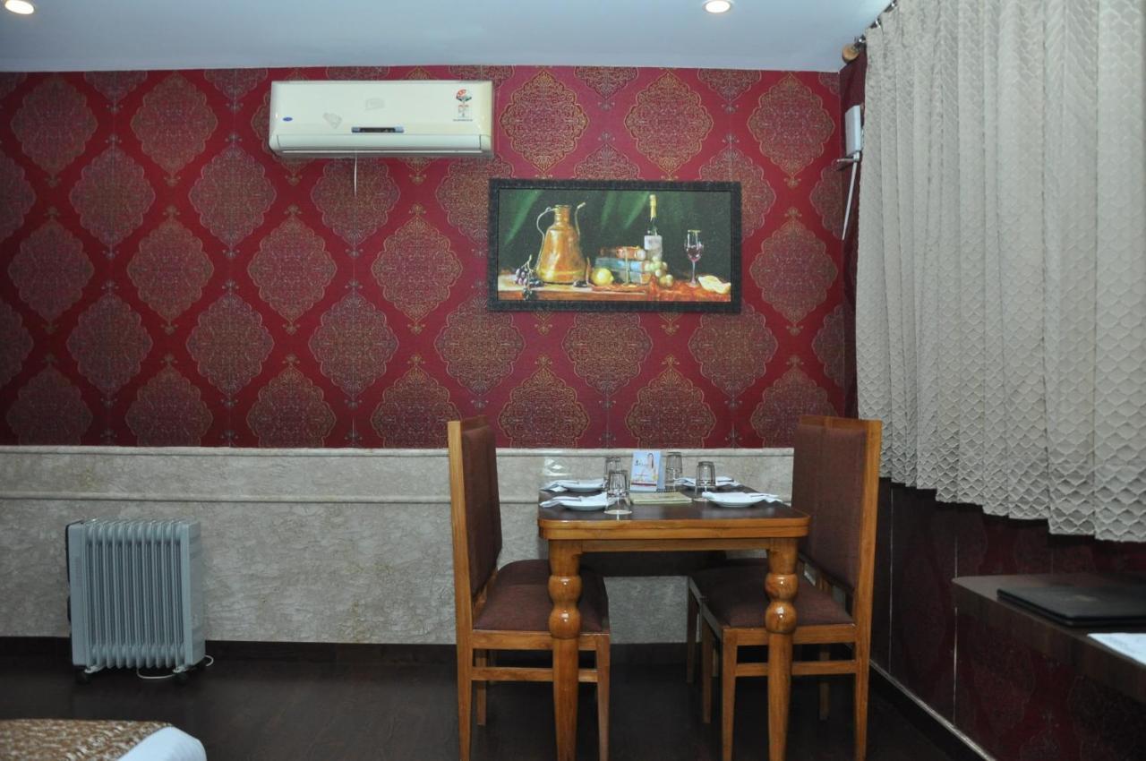 Hotel Jsr Continental Dehradun Luaran gambar
