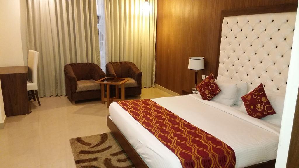 Hotel Jsr Continental Dehradun Bilik gambar