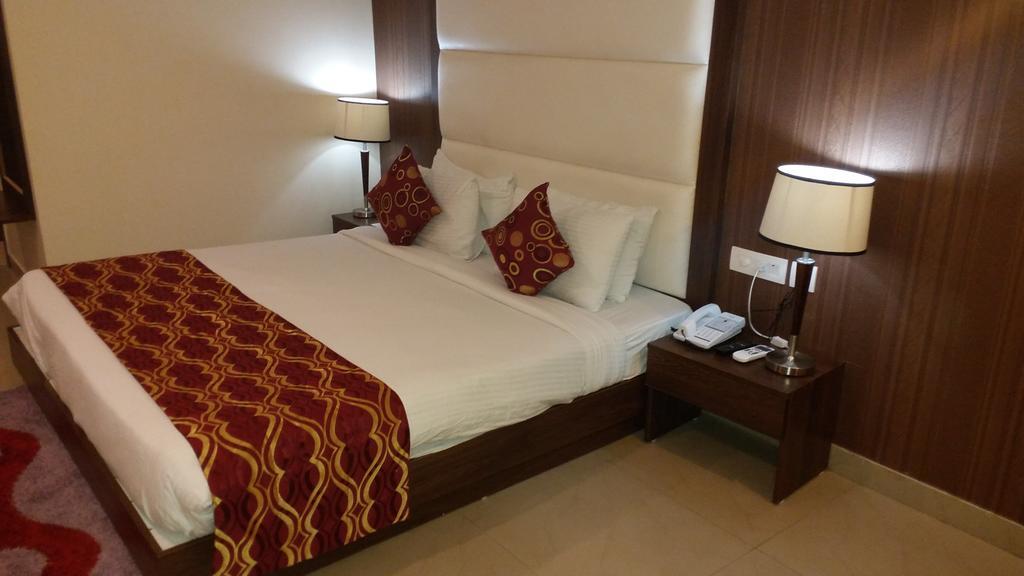 Hotel Jsr Continental Dehradun Bilik gambar