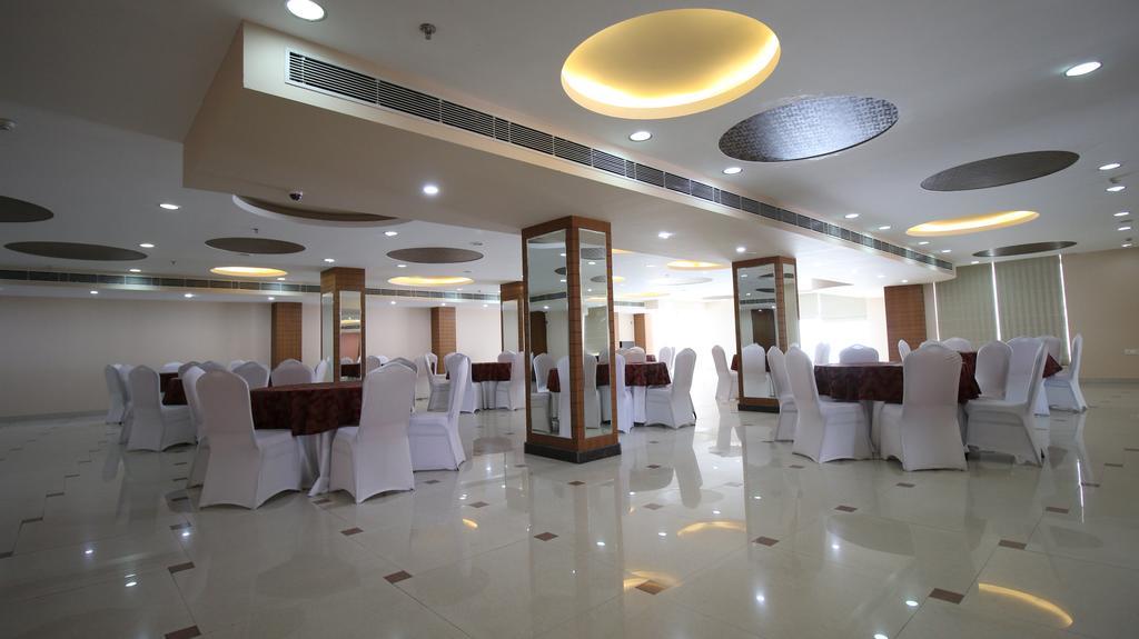 Hotel Jsr Continental Dehradun Luaran gambar