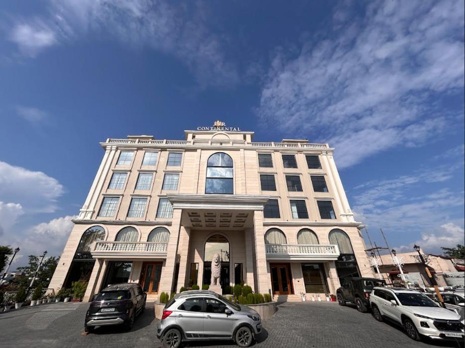 Hotel Jsr Continental Dehradun Luaran gambar