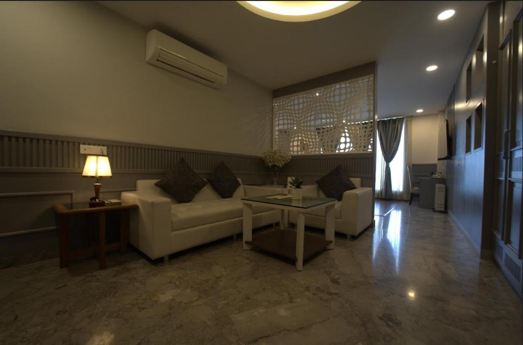 Hotel Jsr Continental Dehradun Luaran gambar