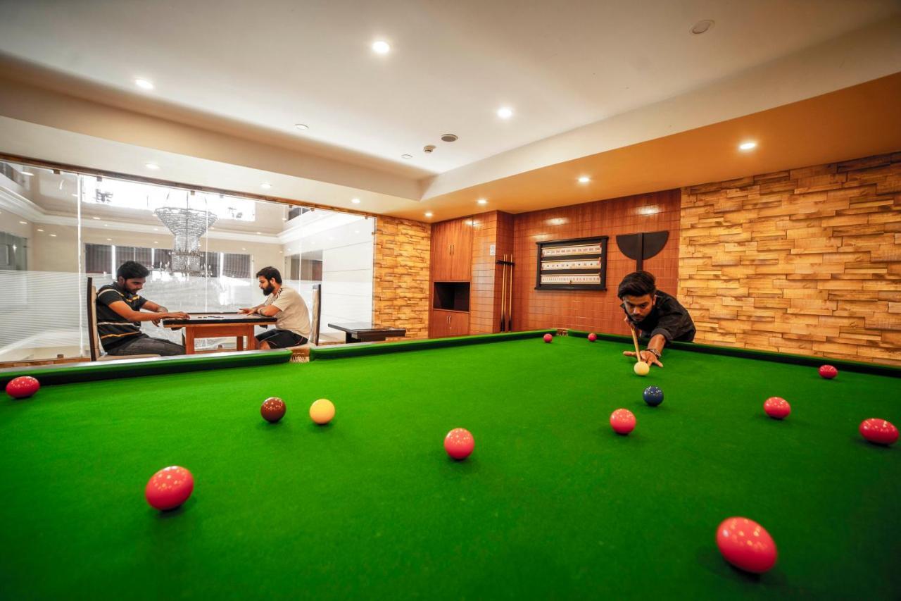 Hotel Jsr Continental Dehradun Luaran gambar